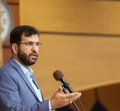 اصحاب رسانه  نقش مهمی در تبیین حقایق و امید آفرینی در جامعه دارند